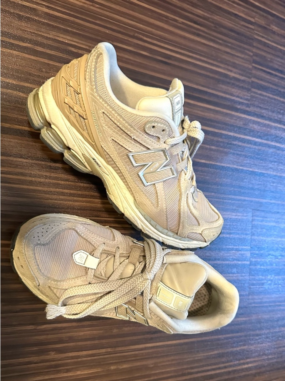 New Balance Beige and Tan Sneakers